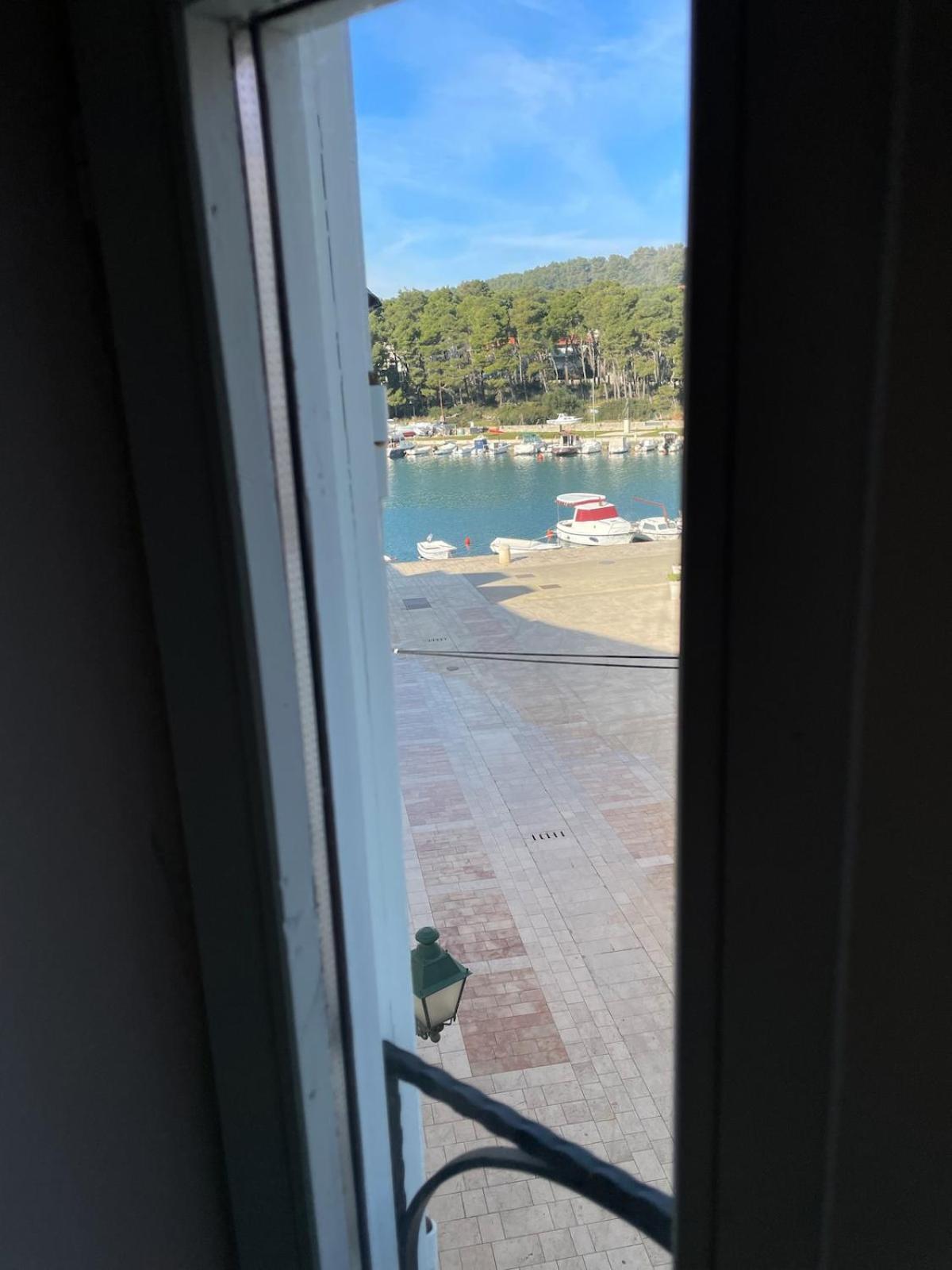 Klara Hopper Apartment, Old Town House, Sea View Apartman